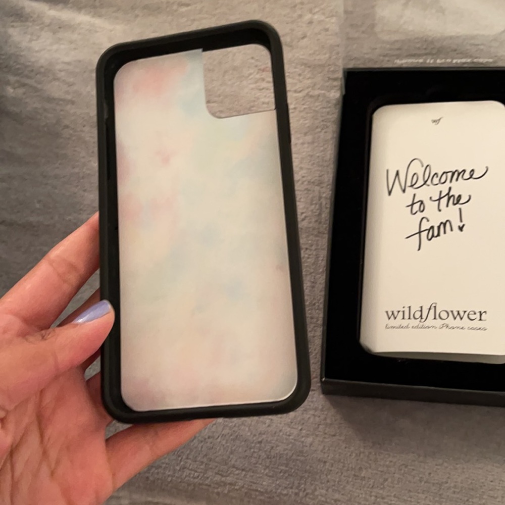 Wildflower iPhone 11 Pro Max Case - Picture 4 of 4